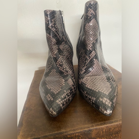 Marc Fisher Snake Print Booties 🐍 - Picture 4 of 6